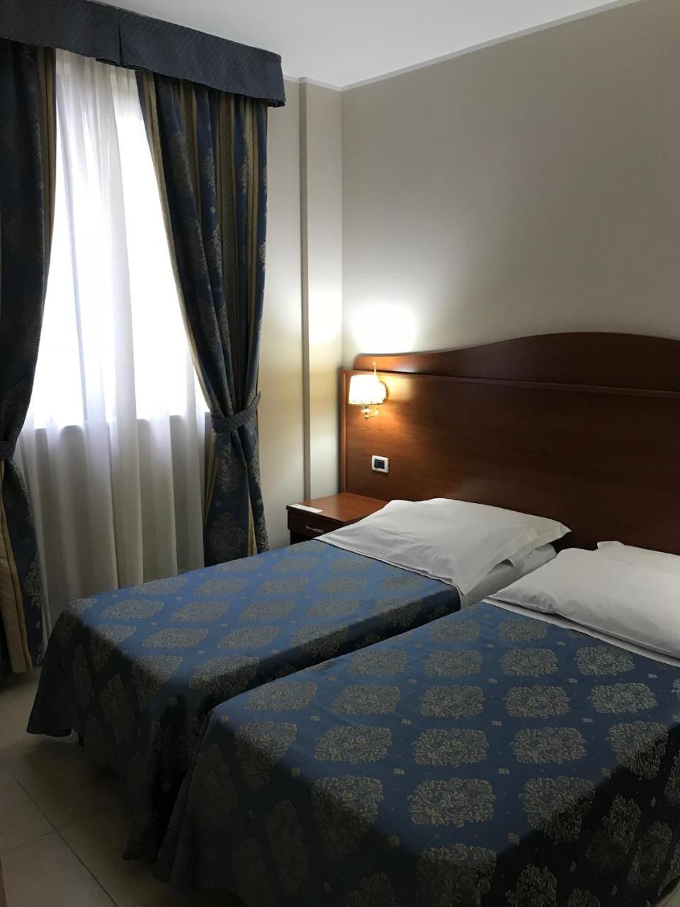 Hotel Rigolfo Moncalieri Esterno foto